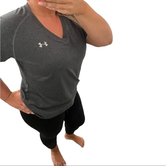UNDER Armour V-Neck Charcoal Logo Workout T-Shirt - Picture 2 of 12